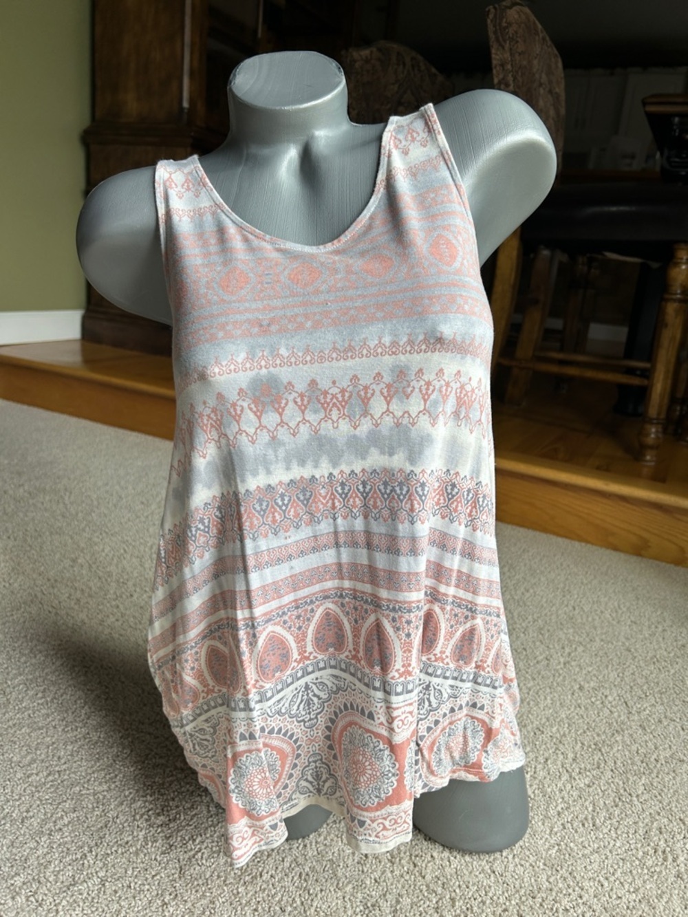 ROSE + OLIVE, BEAUTIFUL BOHO PEEKABOO BACK TANK TOP